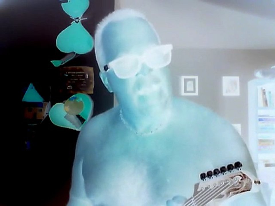 LIPSING GLASS  LE FREAK DE MONTREAL L.FRANCOEUR !!!