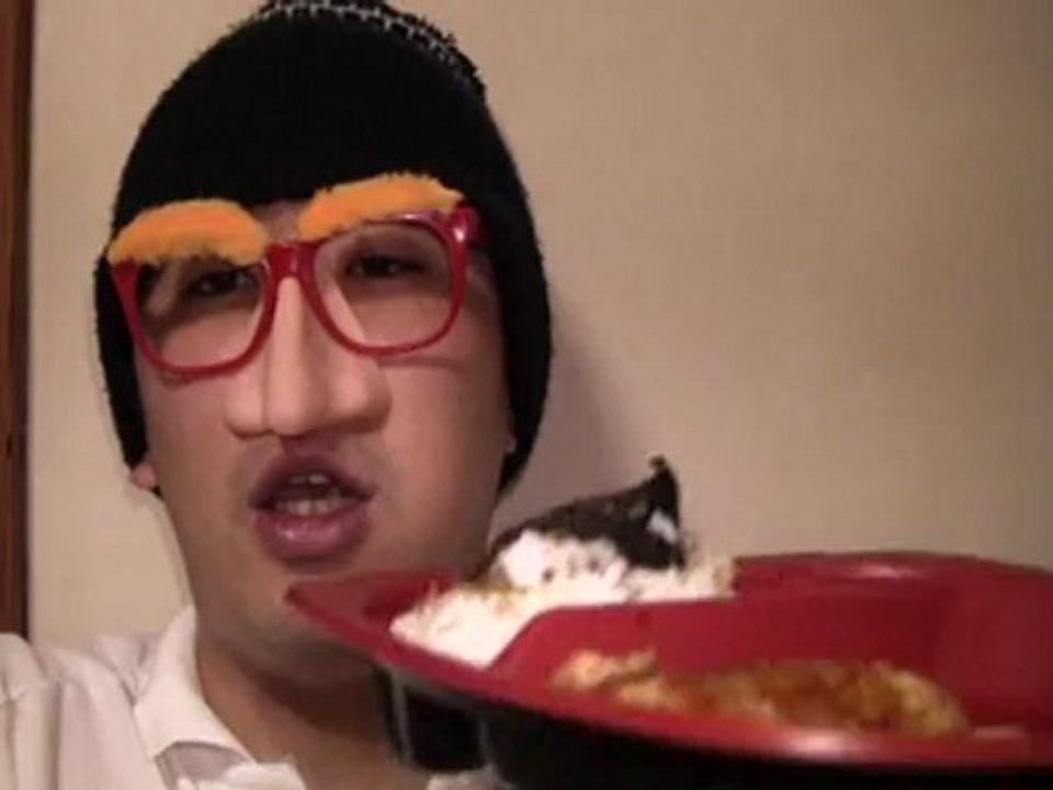 オリジン弁当「スマイルのりチキン竜田揚げ弁当」で夕飯動画110410その2