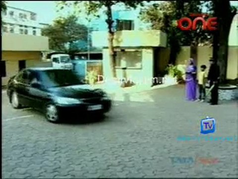 Raat Hone Ko Hai - 11th April 2011 Watch Online pt4