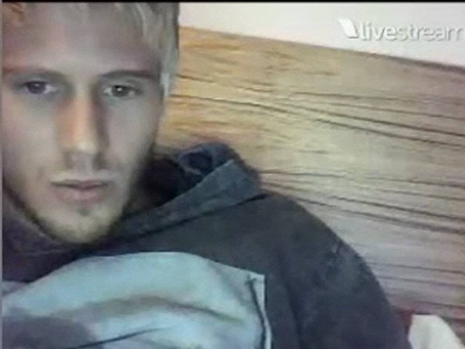 Dailymotion - Part 5 JJJ twitcam 17-11-10 5of7 - a Webcam   Vlogs video
