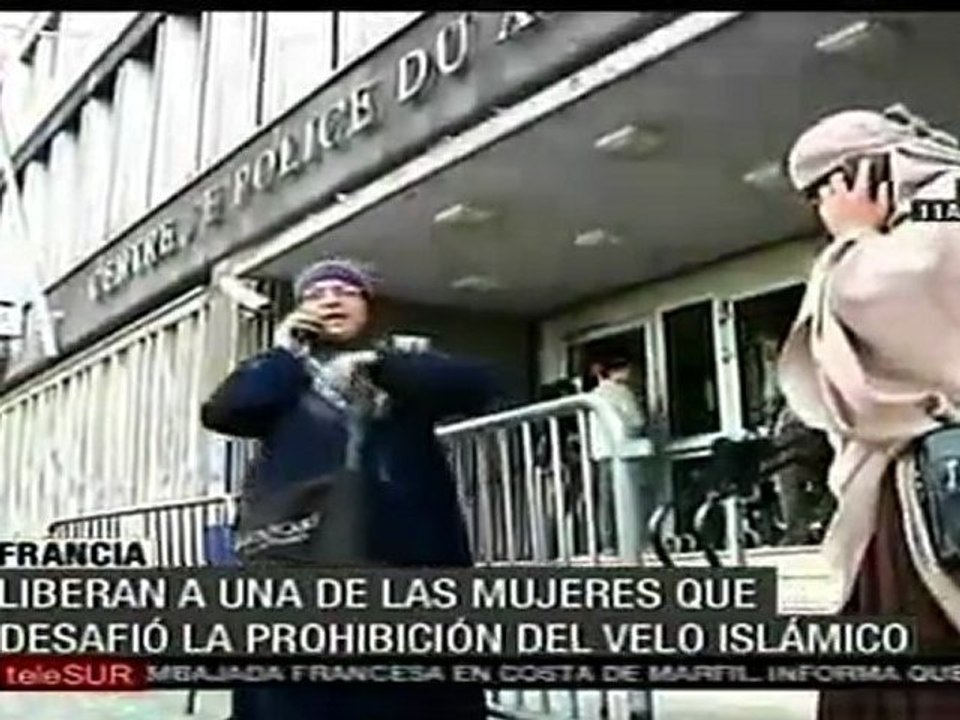 Liberan a detenida en manifestación pro velo islámico