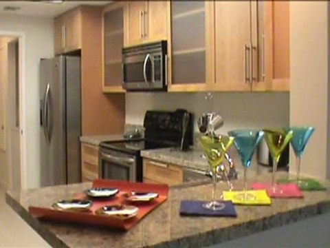 Luxury Los Angeles Apartments in the Wilshire Corridor: Wilshire Margot Luxury Apartments in Westwood