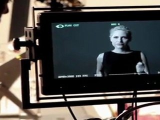 Mullins, embajadora de belleza, paralímpica, modelo y actriz