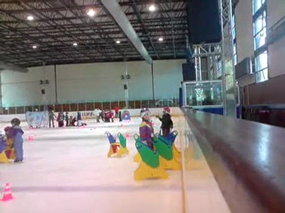 à la patinoire avec l'ecole