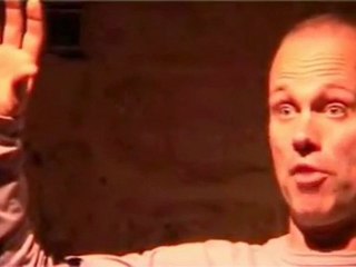 Coup de Foudre à l'île de Pâques - bande-annonce