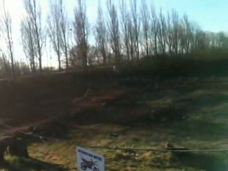 Terrain d'Audun le Roman