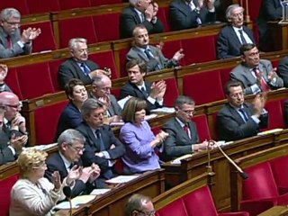 Côte d'Ivoire: un message "extrêmement fort à tous les dictateurs", selon Fillon