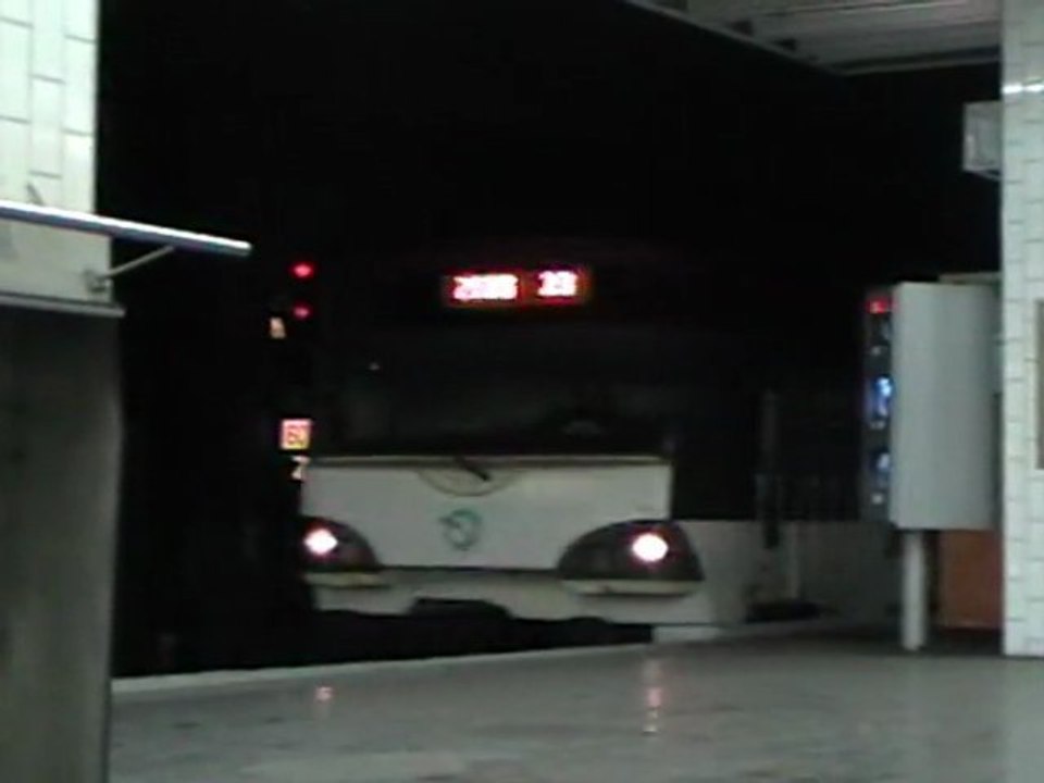 MS61 : Arrivée à la gare de Saint Germain en Laye sur la ligne A du RER