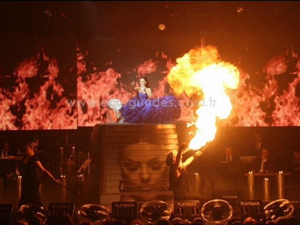 Dj Shamata Feat Ebru Gündeş - Cumartesi Oryantal Remix