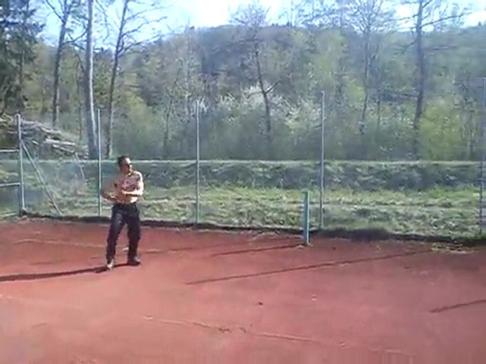 Tennismur2 (2)