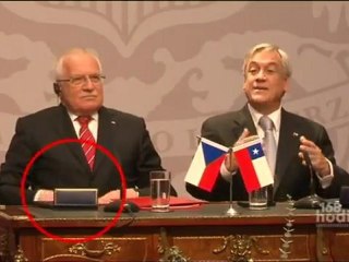 President of Czech Republic steals pen