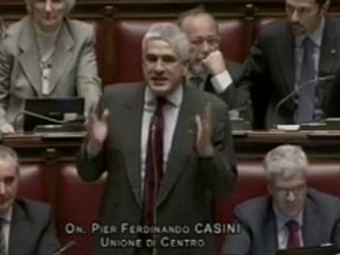 Casini - L'attacco di Giachetti a Fini