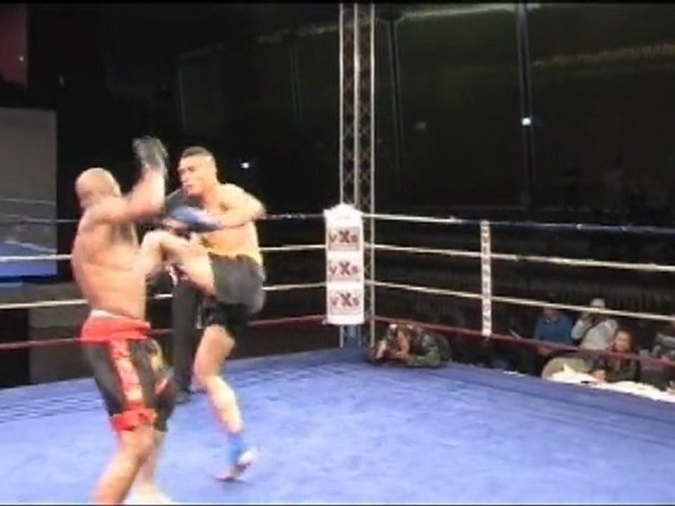 CONTENDERS 1 : Cédric PERRUCHET vs Freddy THOLE