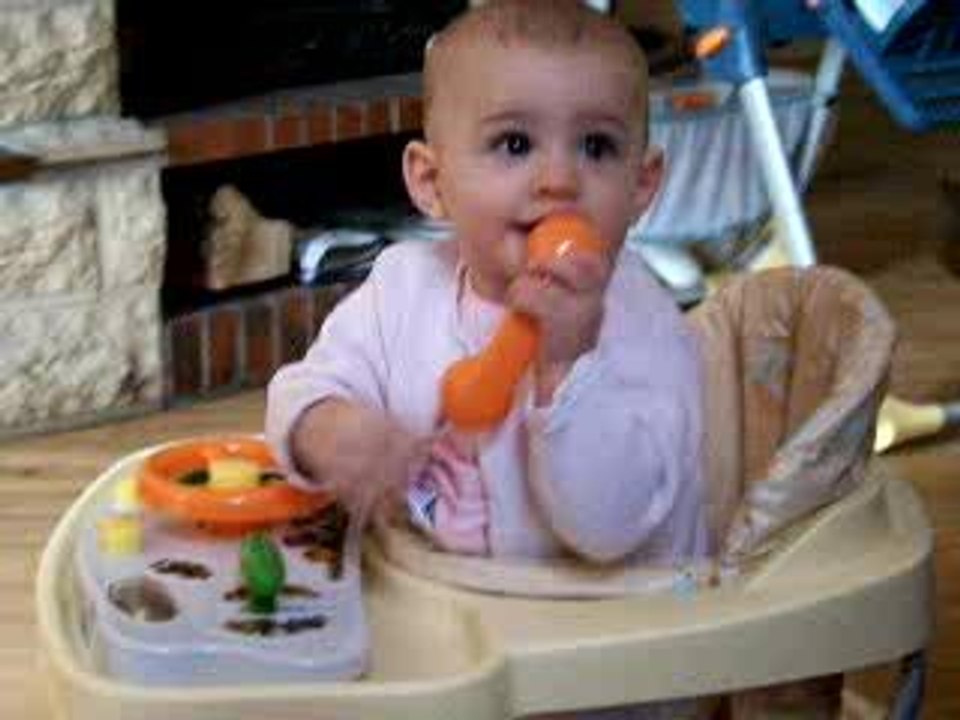 clara fait du trotteur