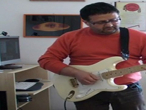 ANOTHER BRICK IN THE WALL (Pink Floyd) Maurizio Santamaria