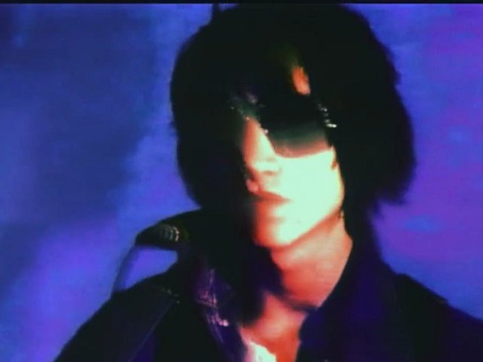 ARCTIC MONKEYS "Don't Sit Down 'Cause I've Moved Your Chair"