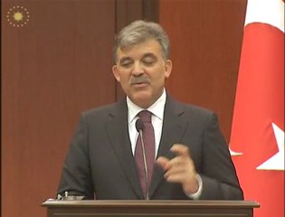 Gül'ün Pakistan Cumhurbaşkanı Zardari ile düzenlediği basın toplantısı
