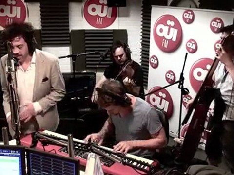True Live - Something To Be - Session Acoustique OÜI FM