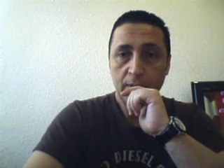 الجيش معنا، والنصر لنا.