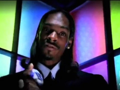 Snoop Dogg feat Daz Dillinger, Nate Dogg, Bad Azz & Tray Deee Santa Claus Goes Straight To the Ghetto