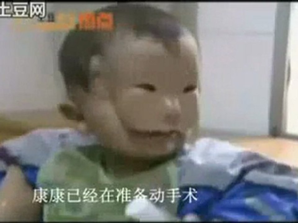 Мальчик с  инопланетным лицом (strangeworlds.at.ua)