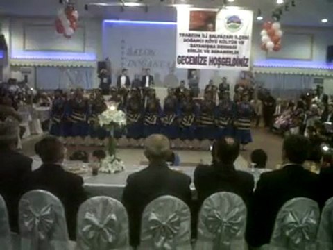 Trabzon Şalpazarı Doğancı Köyü Folklor Ekibi - 2011 (Telefon çekimi)