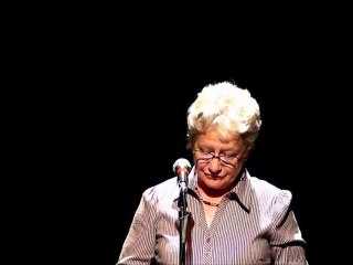 11 Thérèse Ponsable - scène slam mons - 07-04-11