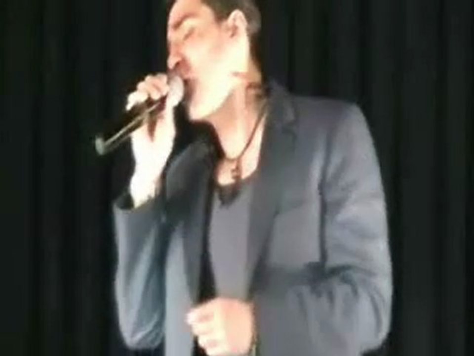 Emeric - "Mon coeur te dit je t'aime".