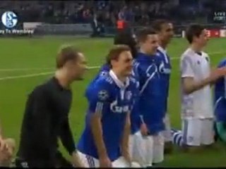 Raul celebrates with Schalke fans after the victory with Inter
