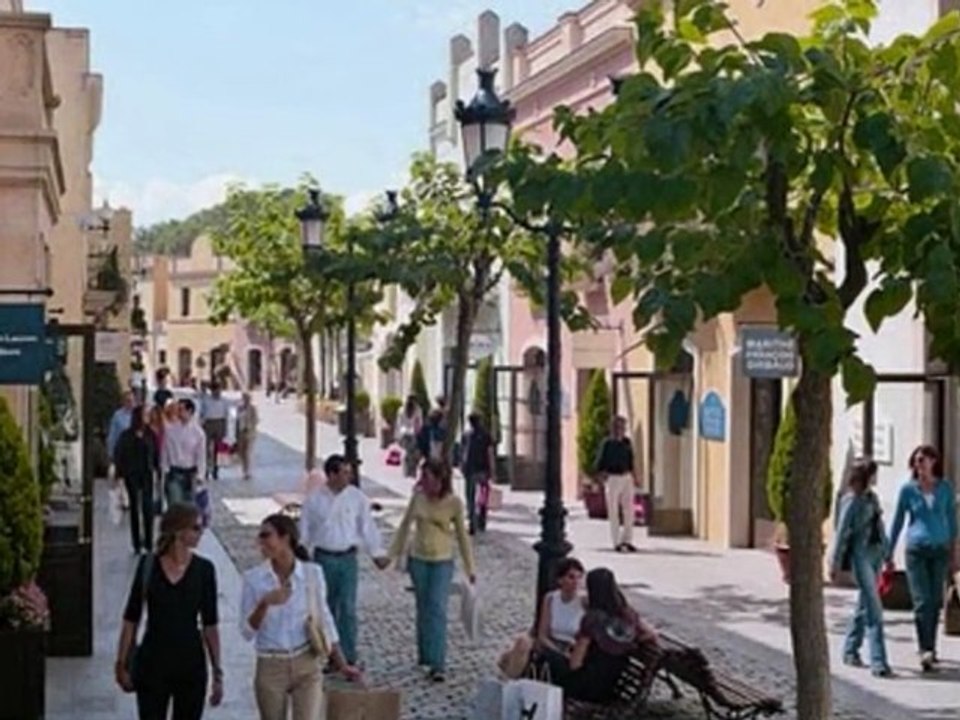 OUTLET SHOPPING BARCELONA (LA ROCA VILLAGE)-BARCELONA SHOPPING TOUR-VIDEO