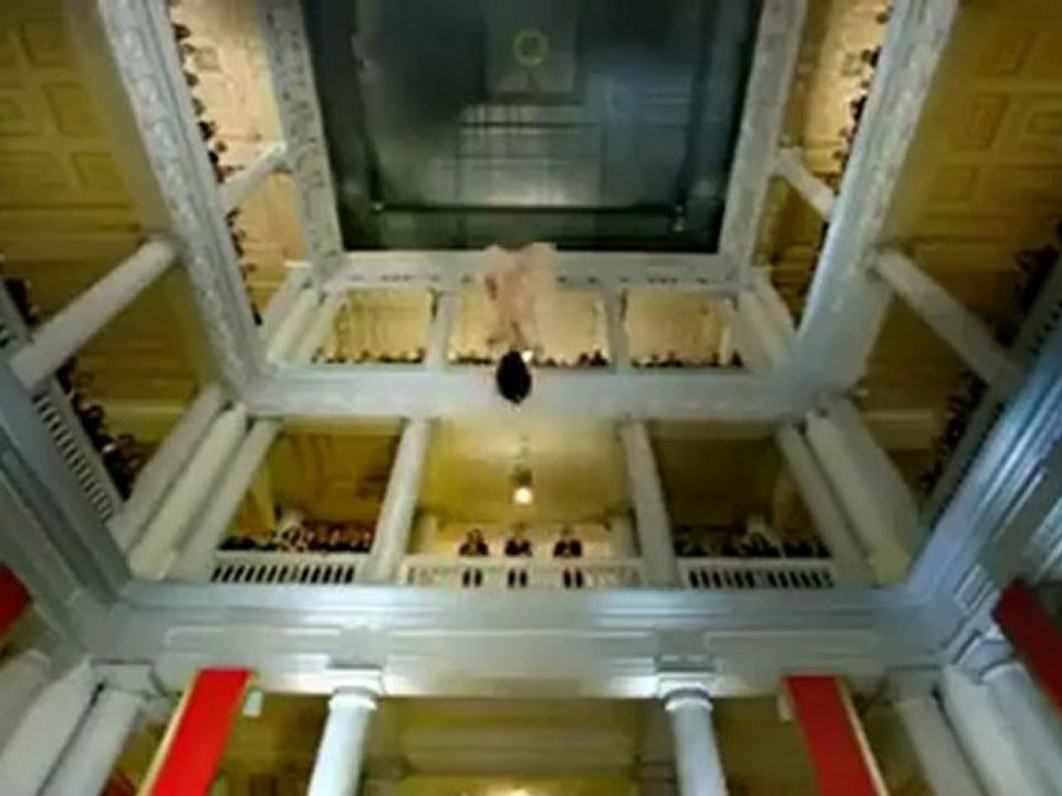 Beren saat Patos rolls reklam filmi (2)