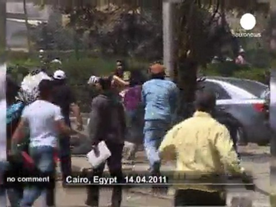 Pro and anti-Gaddafi Libyans protest in Cairo - no comment