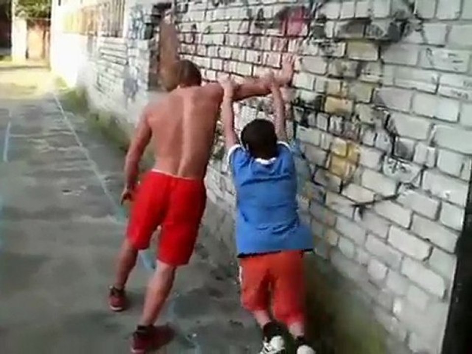 UrbanFreeflow.com - Crazy Jump 100% - Parkour   Freerunning2