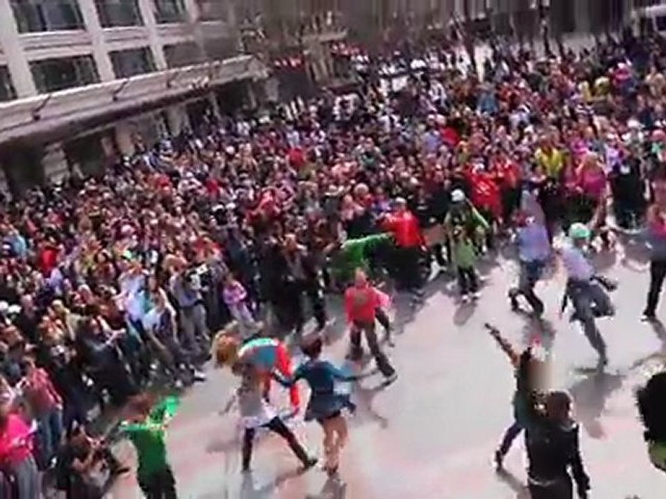 Glee Flash Mob Invades Seattle - The Toast