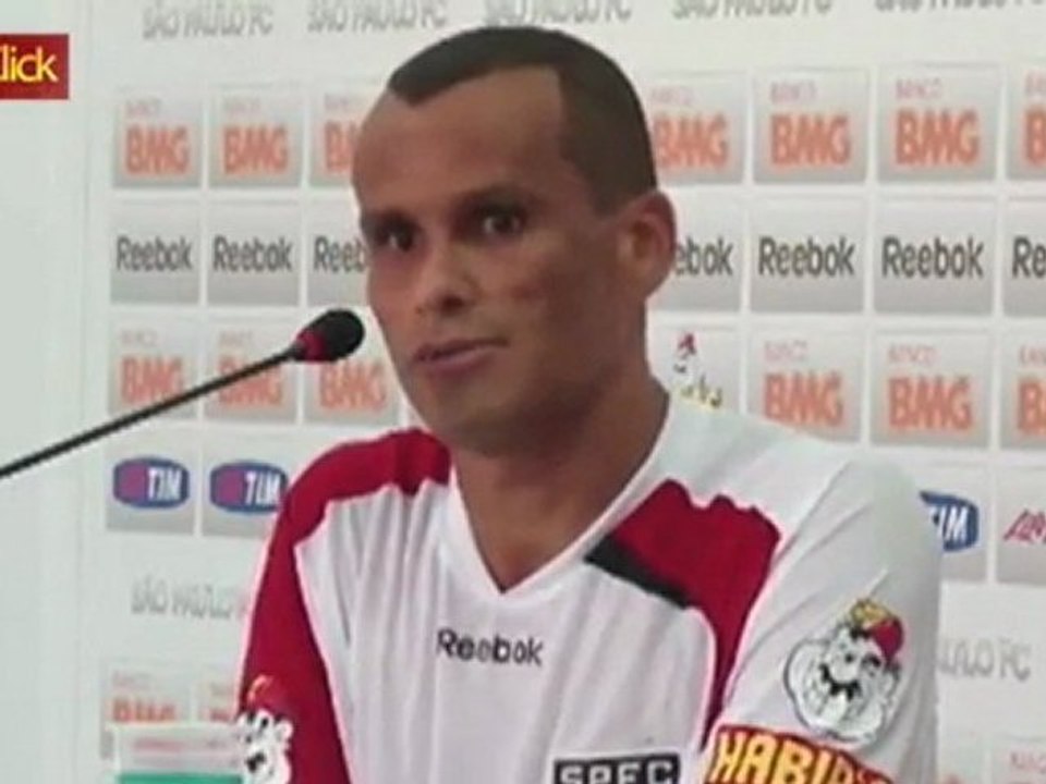 Rivaldo sonha com titularidade no São Paulo