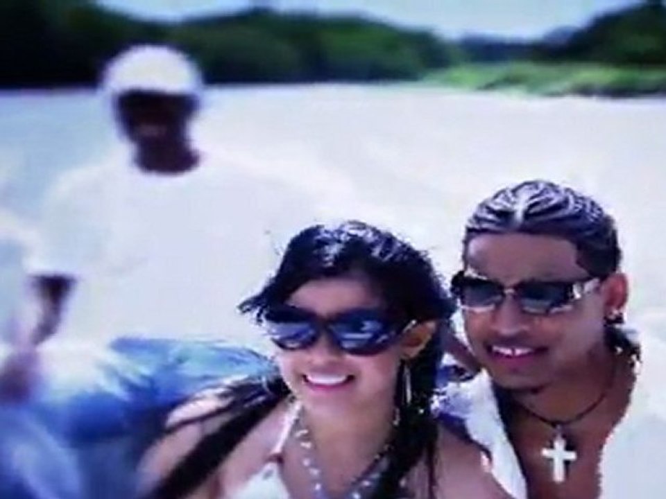 Emocion - Me Sobran Las Palabras Video Oficial HD