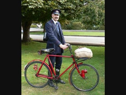 قصيدة هجاء بعنوان ساعي البريد