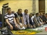 Prières islamistes dans les rues & dhimmitude des médias