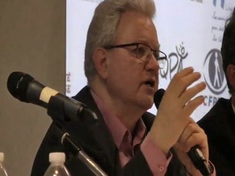 Conférence de presse du collectif des 16 de l’aide à domicile : Des moyens existent pour financer un fond d’urgence selon Emmanuel Verny, UNA