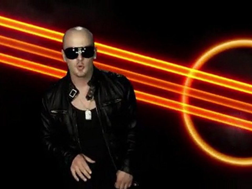 Adrian Gaxha - Fundi Tek Une E Ke 2010 (Official Video  HD1080p)