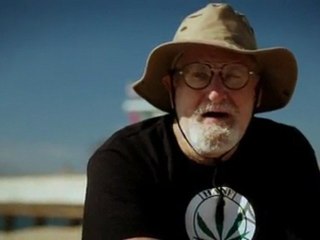 PIRAT@GE le documentaire sur les Hackers 1/4