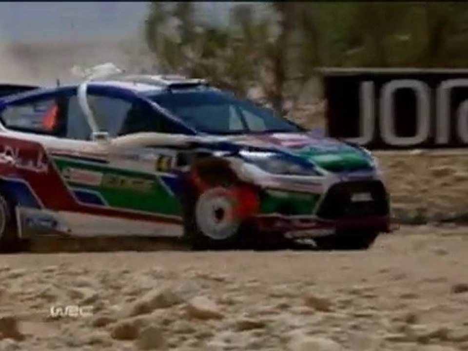 Ogier takes lead into final stage