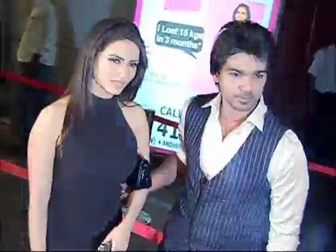 Nikhil Dwivedi Throws Wedding Reception For His Well Wishers - Bollywood News