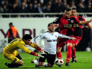 Download Video: BEŞİKTAŞ: 2 - GENÇLERBİRLİĞİ: 2