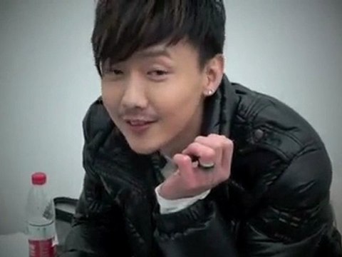 110413黄老狮学习北京话__音乐爱情电影《保留》花絮