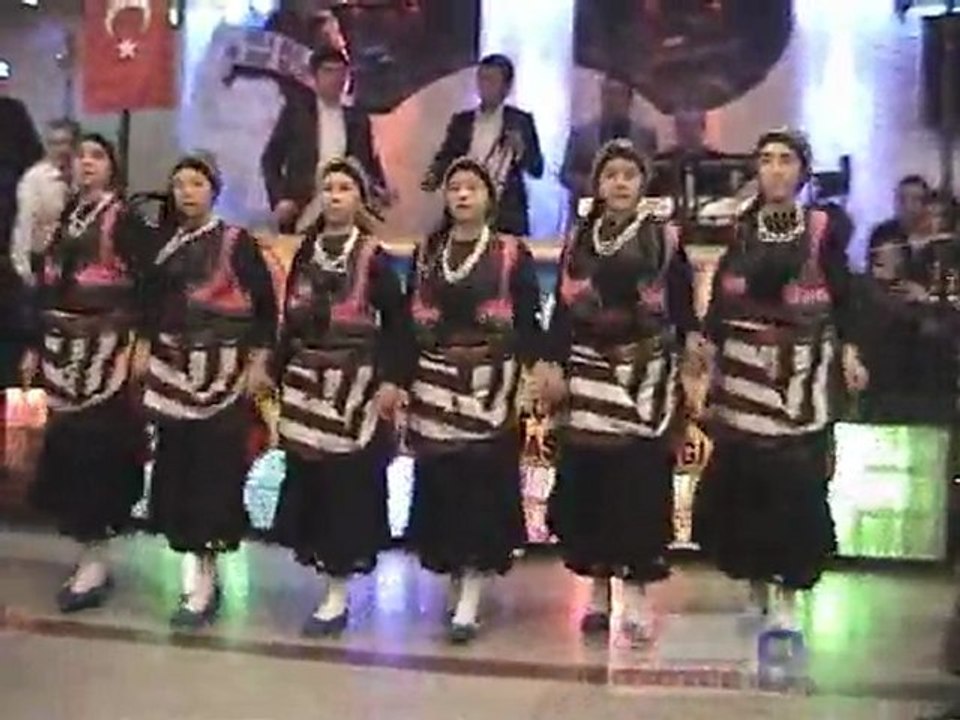 Trabzon Şalpazarı Çamlıca Köyü Folklor Ekibi - 2011