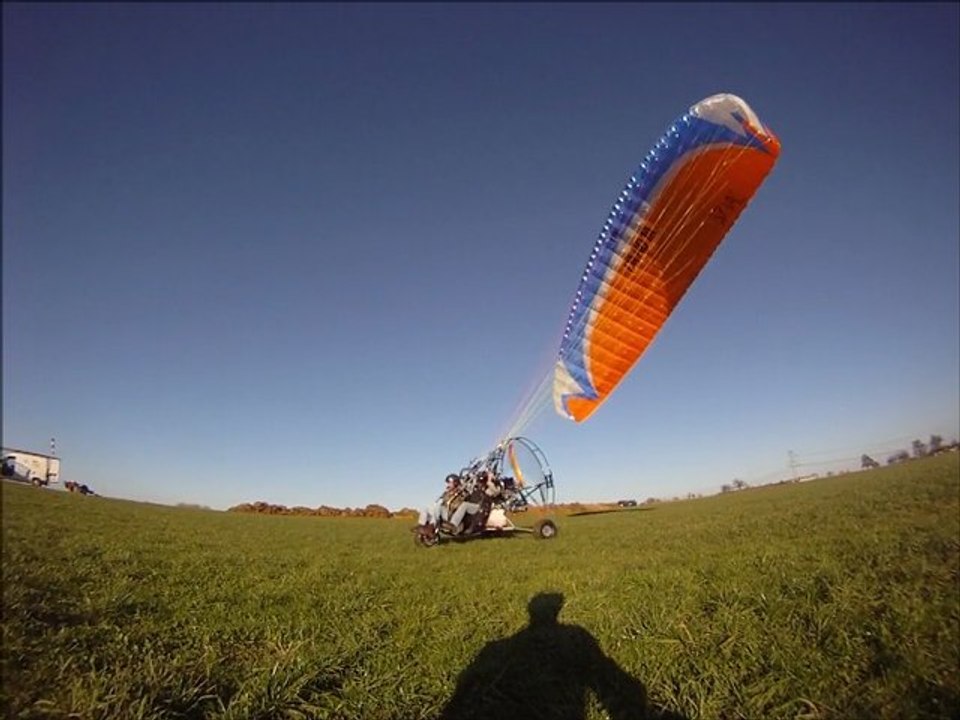 Baptême de l' air en paramoteur