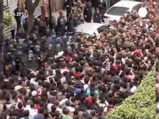 Algérie: Bouteflika annonce des réformes pour calmer...