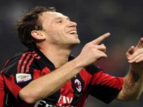 Sampdoria 0-3 AC Milan Seedorf free-kick, Cassano, Robinho scored