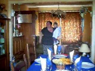 anniversaire johanna 16/04/2011(son entrée )mdr